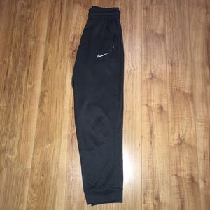 Women’s Nike jogger sweatpants